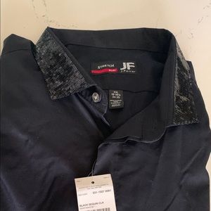 Men’s button up dress shirt